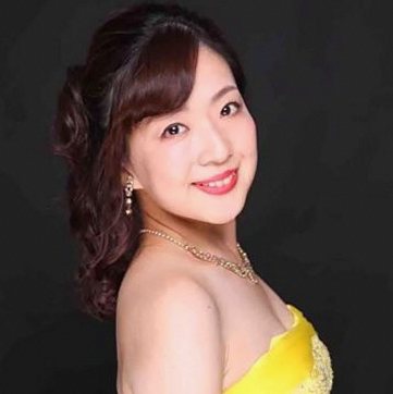 関 仁美 SEKI HITOMI まず聴いて、感じて、声に出してみましょう
